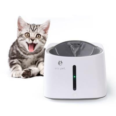 China Professional Automatic Cat Food Water Dispenser Bottle Automatic Bowl No Splash Water Dispenser for sale