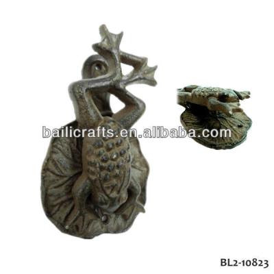 China Door Cast Iron Frog Accessory Door Knocker for sale