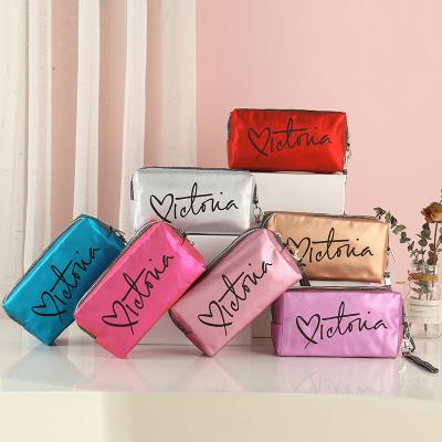 China Fashion fine bag cosmetic bag/school fashion/toddler travel instant cosmetic portable portable toiletry bag letter for sale