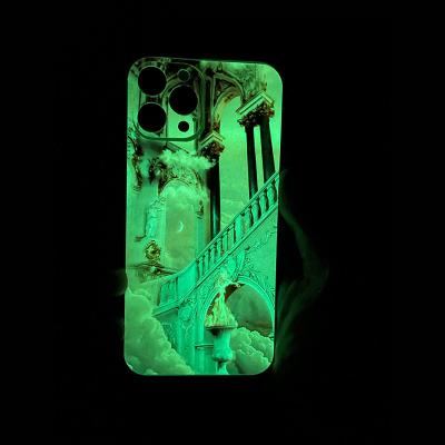 China Luminous Phone Case Op maat gemaakte mobiele hoesjes Online Back Skin Cutting Machine DQ-MB Te koop