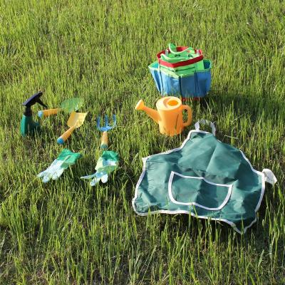 China Eco-Friendly Garden Toys Colorful Watering Pot and Gardening DIY Tools with Apron Storage Bag Outdoor Indoor Toys for Kids for sale