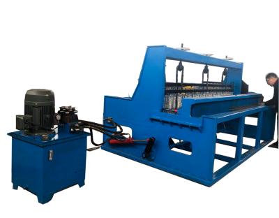 China Crops Crimped Wire Mesh Machine / 2.0-6.0 Mm Semi-auto Crimped Wire Mesh Machine for sale