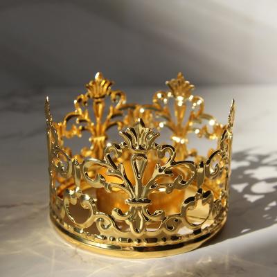 China Durable Hollow Lace Gold Electroplating Crown Wedding Decoration Gift Metal Candle Holder Ornament Iron Home Candlestick for sale