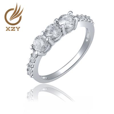 China CLASSIC 925 Silver Classic Engagement Ring With Gemstone CZ And Rhodium Plating for sale