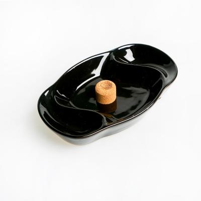 China For Pipe Angelo Black Ceramic Pipe Ashtray With Cork Center For 2 Pipes for sale