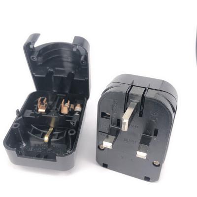 China Euro 2 Pin To Uk 3pin Plug Adapter Power Plug Travel Residential/Multipurpose European Euro Converter With 13A Fuse for sale