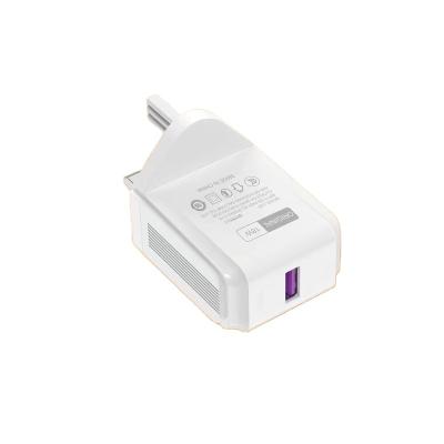 China UniversalÂ  Fashion Design UK charger 3 pin 1A 2A fast 3 PLUG Wall Charger 18W 3.5A OEM DEM Charger Y30 for sale