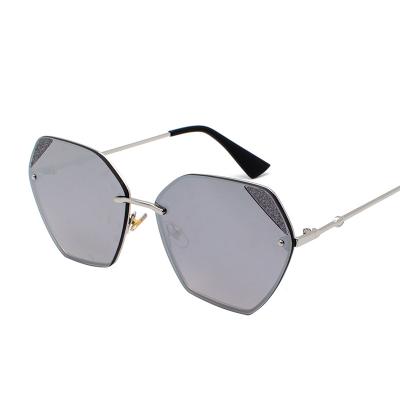 China Hot Custom Made Dirty Punk Women Irregular Transparent Sunglasses for sale