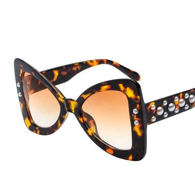 China 2020 Hot Selling Fashionable Custom Sunglasses Square Sun Glasses Logo Sun Glasses for sale