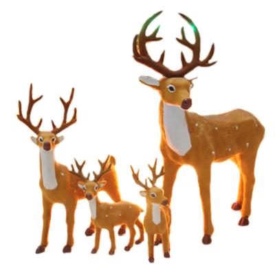 China 2021Wholesale Eco-friendly Christmas Decoration Desktop Elk For Christmas Home Decoration for sale