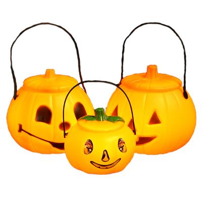 China Eco-friendly Halloween Candy Holder Materials Portable Pumpkin Bucket For Halloween Party Decorations for sale