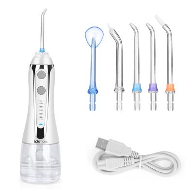 China 2500 Mah Battery Operated  Dental Spa Oral Irrigator For Oral Clean for sale