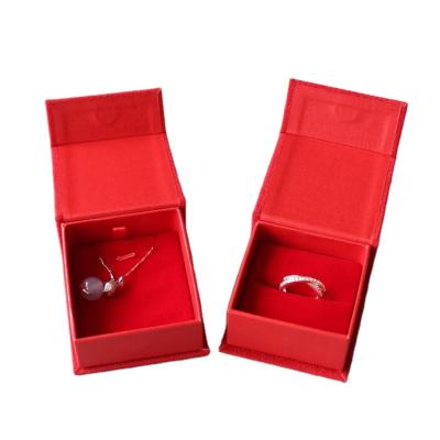 China Recyclable Cardboard Necklace Ring Gift Box Customized Logo Jewelery Gift Box Packaging Customized Packaging Boxes for sale