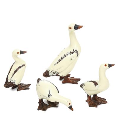 China 4pcs Europe Art White Animal Duck Set Resin Ornaments Creative 3D Ornaments Factory Wholesale Animals for sale