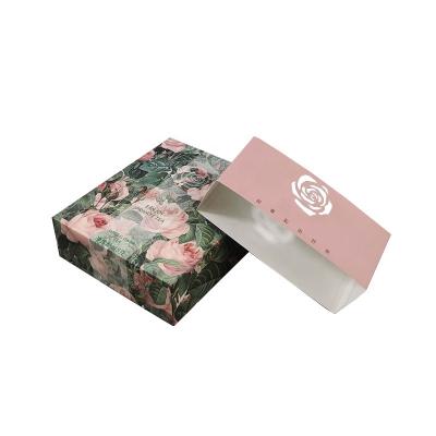 China Recycled Materials Custom Logo Printed Kraft Paper Box Luxury Color Gift Box for sale