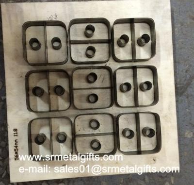 China Steel razor blade hole dies factory steel rule die hole punch for sale