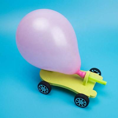 China DIY Balloon Power Car Strength Kit Technology Experiment Educational Kid Widely Used Toy for sale