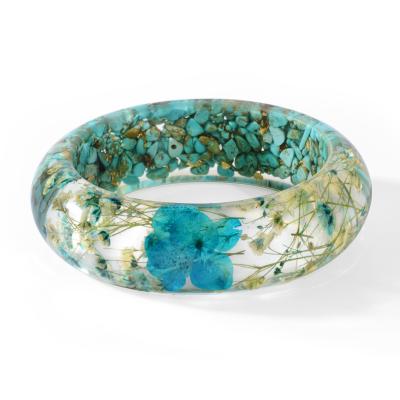 China Jewelry Romantic Resin Women's Bangle Transparent Flower Bracelet, Real Resin Flower Bracelet for sale