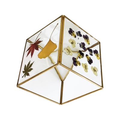 China Real Flower Epoxy Glass Jewelry Resin Glass Box, Home Cosmetic Makeup Storage Boxes Brass Plated Glass Jewelry Box for sale