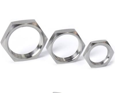 China SS304 SS316 Stainless Steel Pipe NPT BSP Thread Casting Hex Nut Female Thread Polished Equal/Reducing Hex Lock Nut 1 1/2