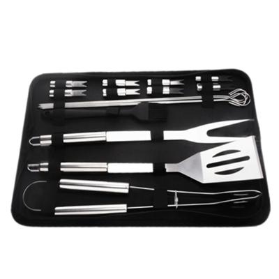 China Easily Cleaned Outdoor Portable BBQ Accessories 16PCS With Oxford Cloth Case BBQ Grill Tool Kit for sale