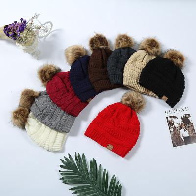 China COMMON Hot Sale New Arrival Super Popular Winter New Design Knit Fisherman Women Acrylic Beanie With Pom Pom Beanie Hat for sale