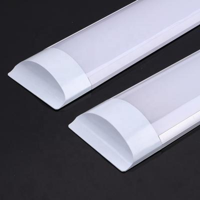 China Residential indoor aluminum and full PC batten 18w 265V 600mm flat led tube light à venda