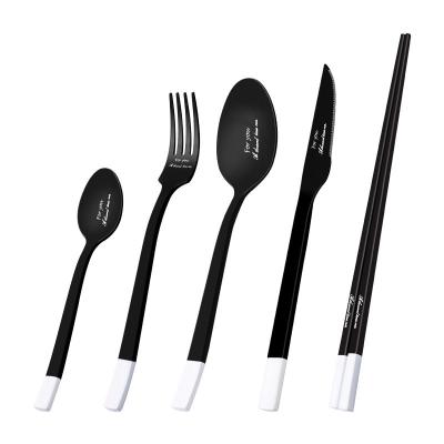 China Nordic Creative Long Handle Stainless Steel Cutlery Spoon Five-Piece Knife Long Handle Outdoor Wedding Set for sale