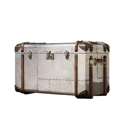 China Expandable Antique Aluminum Trunks Storage Trunks Decorative Storage Trunk for sale