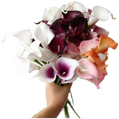 China Outdoor Indoor Decoration White Calla Lily 12Pcs Artificial Flowers Bouquet for Wedding Bride Shower Blessing Gift  Faux Calla Lilies Flower for sale