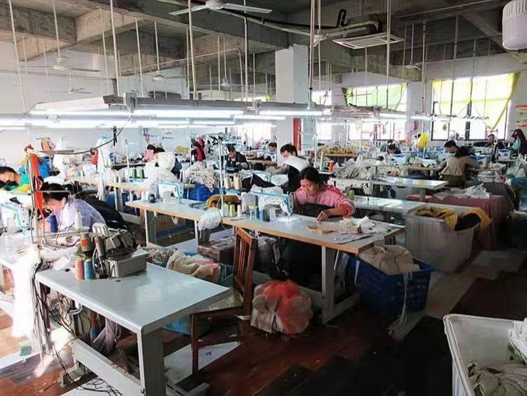 Verified China supplier - Nangong Yaze Clothing Factory