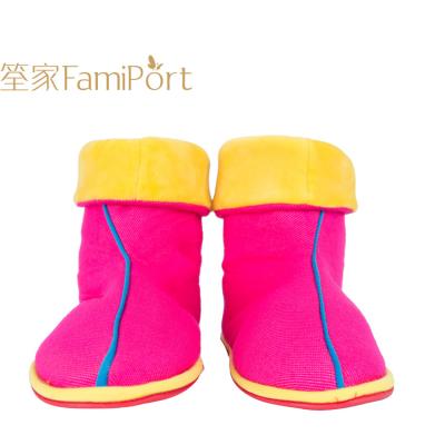 China Anti-Smell Traditional Famiport Ladies Boots Shoes Cotton Memory Foam Winter Sole Rubber Boots for sale