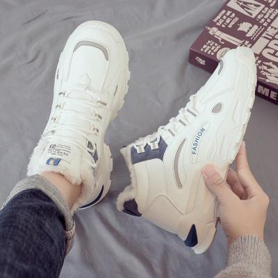 China Cushioning Workwear Fashion Shoes 2022 Winter New High Top Boots Snow Men Shoes Plush Sports Board Casual Shoes for sale