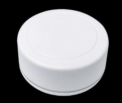 China iBeacon Broadcast Range Up To 100 Meters IP67 Waterproof 4.2 ble Beacon Device For Personal Tracking for sale