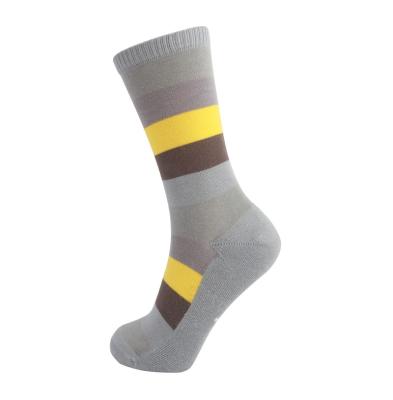 China Hot Sale Autumn Winter Women Men Breathable Calf Sock Bamboo Crew Socks Unisex for sale