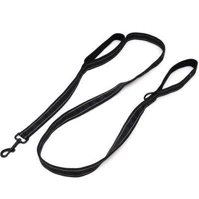 China 2 Handle Durable Nylon Leashes For Large Dogs Or Medium Dogs - Thoughtful Double Leash Handle for sale