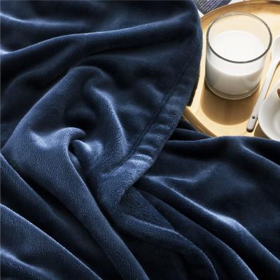 China Anti-Pull Navy Blue Throw Blanket 300GSM Fleece Throw Blankets For Couch, Sofa, Bed, Soft Lightweight Plush Cozy Blankets For Toddlers for sale