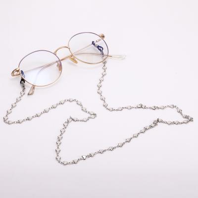 China 2019 Fashion Women Fashion Metal Heart Shaped Gold Plated Sunglasses Long Chain for sale