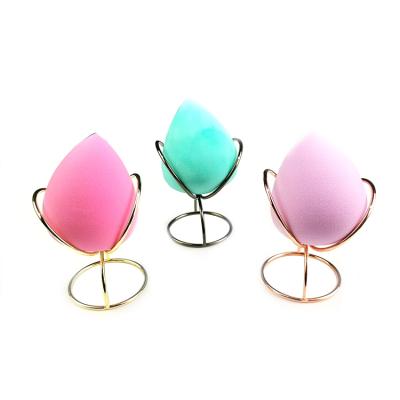 China Personal Care Gold Makeup Sponge Rack Egg Sponge Rack Blast Display Stand Dryer Rack for sale