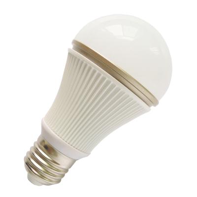 Cina Resistente alle vibrazioni 120v, 230v, 240v 5W 400-450 lm alluminio E27 LED lampadine in vendita