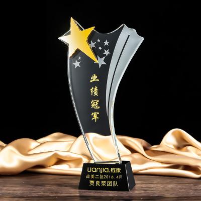 China Wholesale Custom Made Carved Crystal Glass Tower of Europe Crest Blank Shield Plates Trophy Award K9 Manufacturer 1 Business Gift Folk Art 0pcs for sale