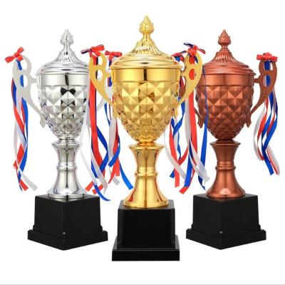 China Custom World Cup One Way Trophy Europe Manufacturer Metal Gold Award Custom Trophies for sale