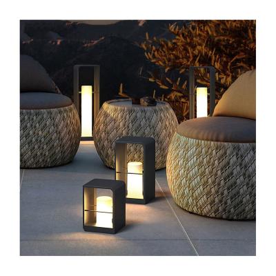 China Modern Outdoor Garden Decoration Atmosphere Lighting Fixtures FILLUX Bollard Light Solar Lawn Balcony Villa for sale