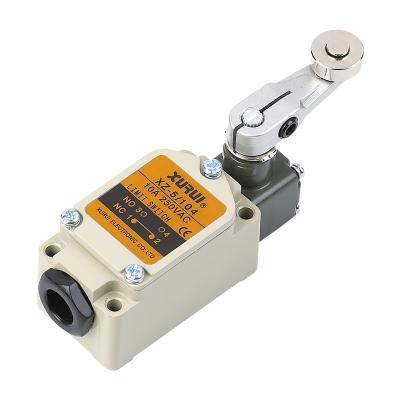 China 10a 250vac WLCA2 XZ-5/104 two way roller lever omron limit switch for sale