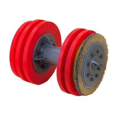 China Long Life and Low Cost EMT Factory Customized Polyurethane 4 Disc Cleaner Hog, Scraper Disc Hog with Brush for Oil Gas Pipeline for sale