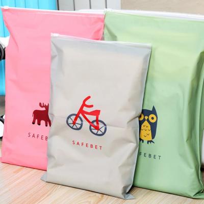 China Customized high quality zipper plastic packaging bag transparent PVC moisture proof packaging bag for garment printing your logo for sale