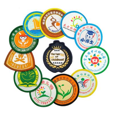 China Directly Factory Price Nickel Free Embroidered Badge Garment Manufacturers Apparel Woven Badge Patch Labels For Apparel for sale