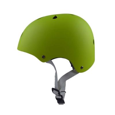 China Unisex Green Ice Skating Helmet ABS Shell With Visor Offset Printing for sale