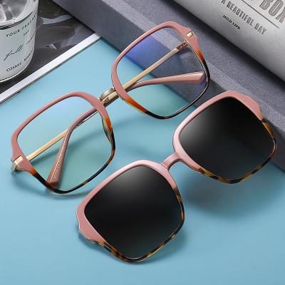 China Fashion Sunglasses Frame Blue Lightweight Anti Big Glass Magnetic Clip On Sunglasses 2021 Newest Fashionable Women for sale