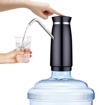 China Portable Mini Desktop Dispensador De Agua Articulos De Cocin Drink Water Pump Home Electric Cold Water Dispenser Instruments For Betty Bottle for sale